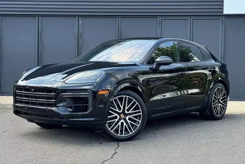 2024 Porsche Cayenne E-Hybrid Coupe photo 1