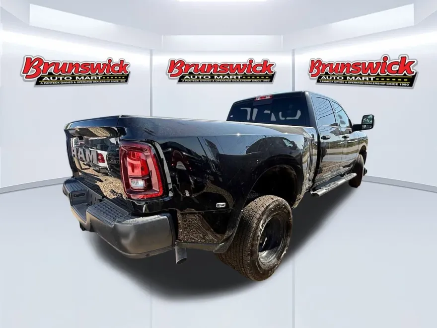 2026 Ram 3500 Tradesman photo 1