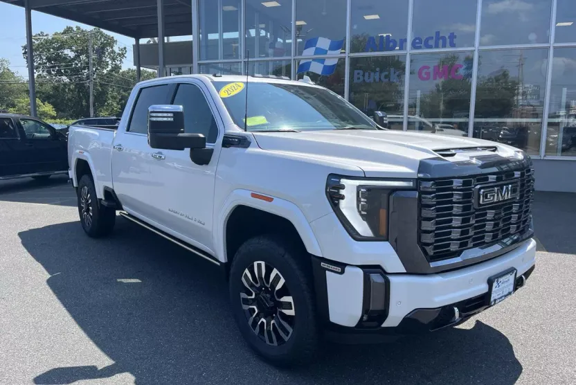 2024 Gmc Sierra 2500 HD Denali Ultimate photo 1