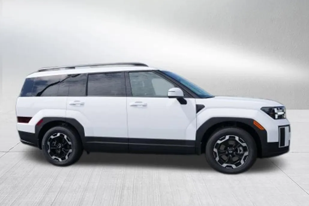 2026 Hyundai Santa Fe SEL photo 1