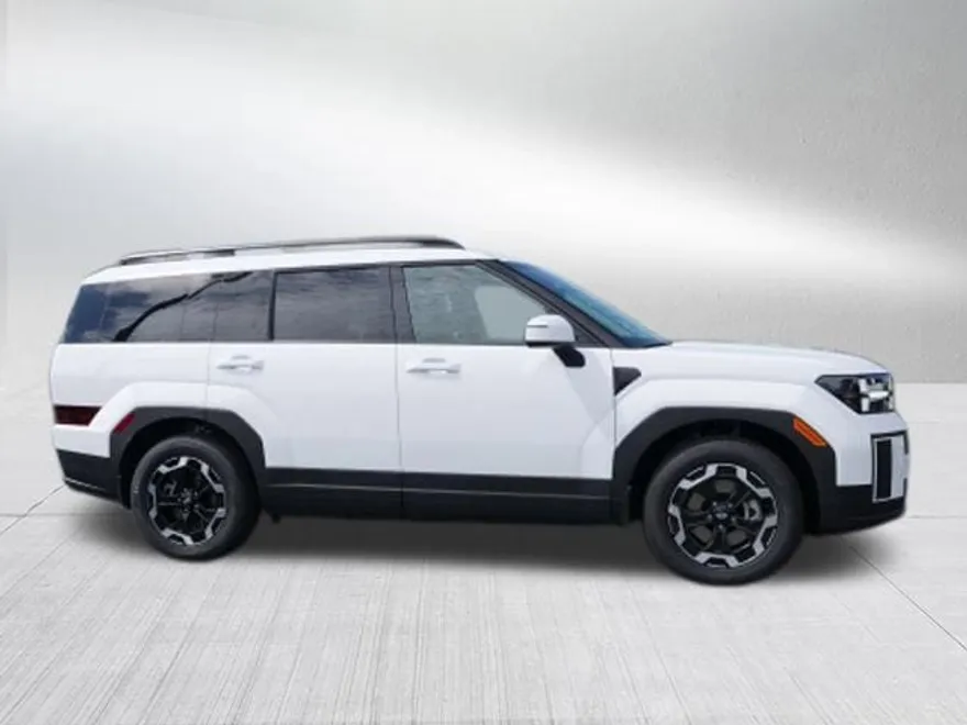 2026 Hyundai Santa Fe SEL photo 1