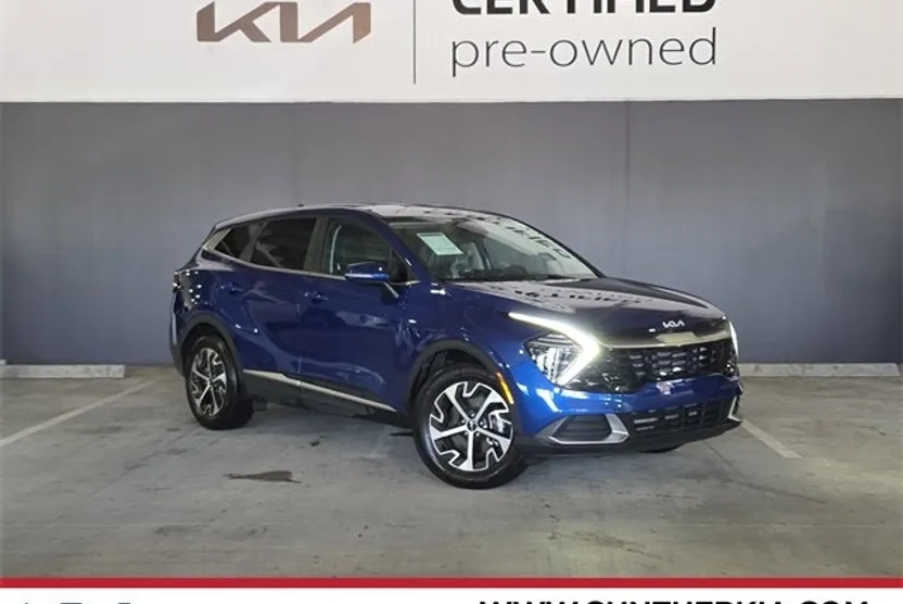 2024 Kia Sportage EX photo 1