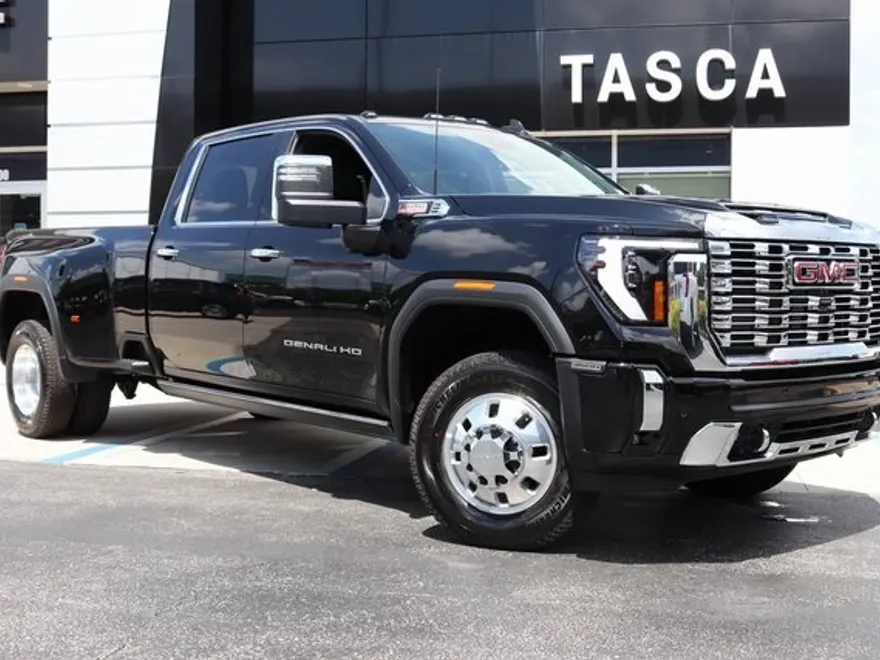 2025 Gmc Sierra 3500 HD Denali photo 1