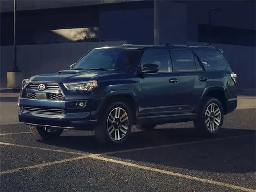 2022 Toyota 4Runner SR5 photo 1