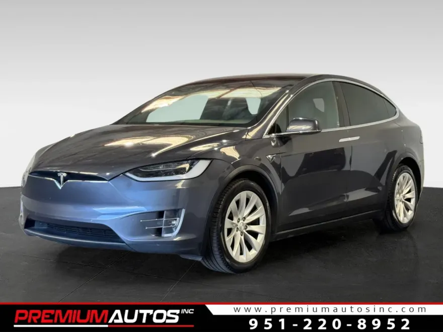 2018 Tesla Model X 75D photo 1