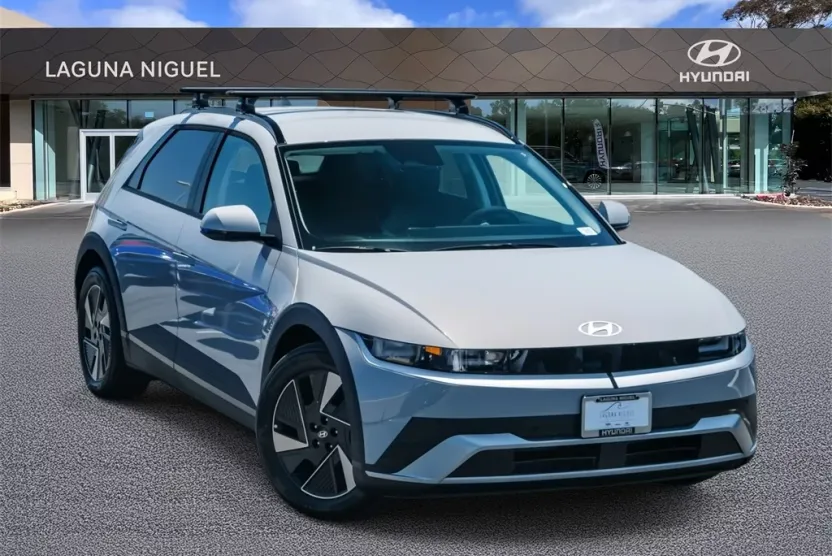2025 Hyundai Ioniq 5 SEL photo 1
