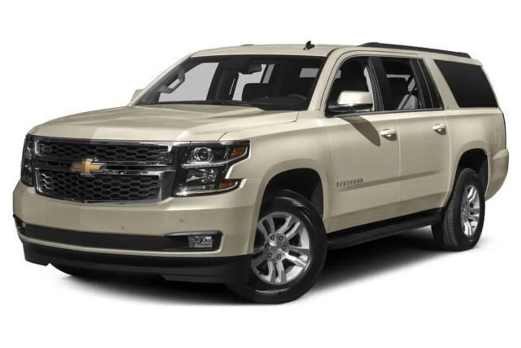 2017 Chevrolet Suburban 1500 LT photo 1