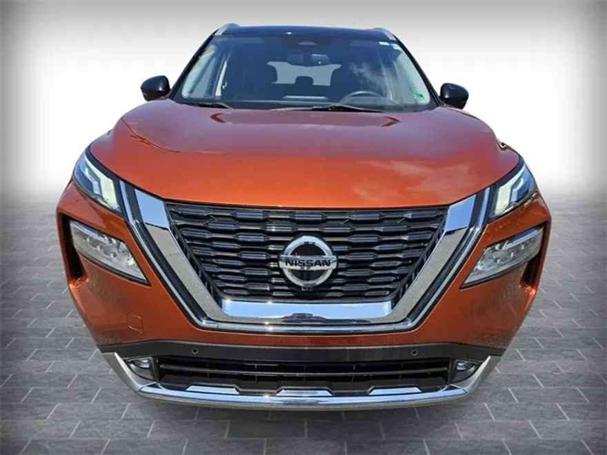 2021 Nissan Rogue Platinum photo 1