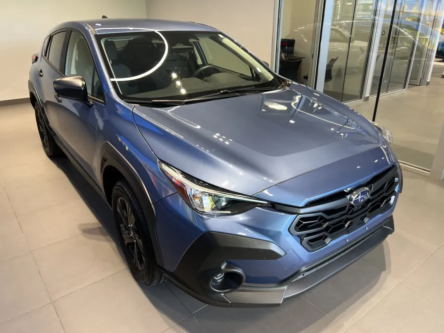 2024 Subaru Crosstrek Base photo 1