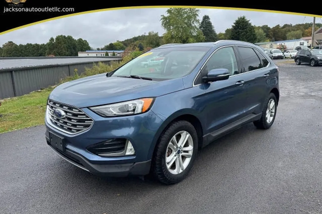 2019 Ford Edge SEL photo 1