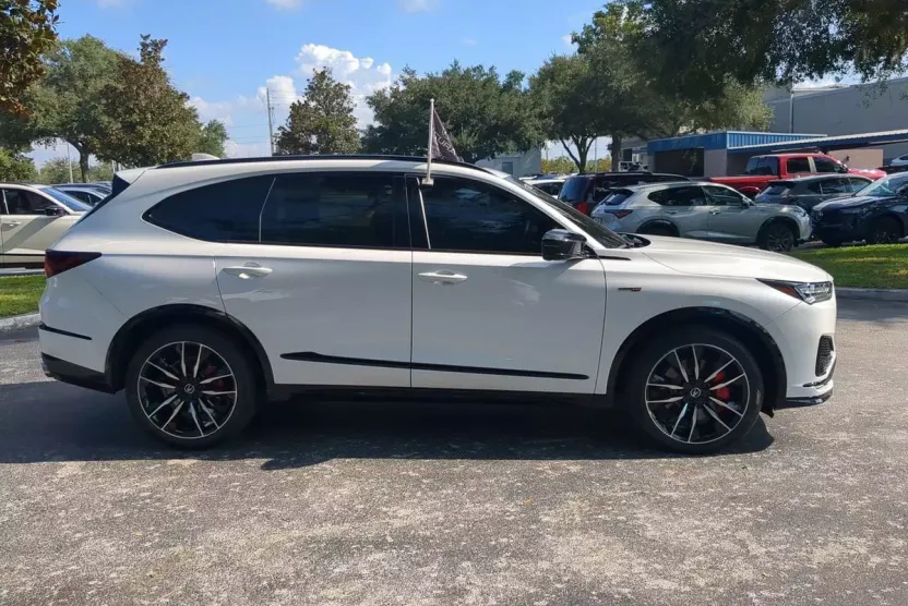 2023 Acura MDX SH-AWD Type S Advance photo 1