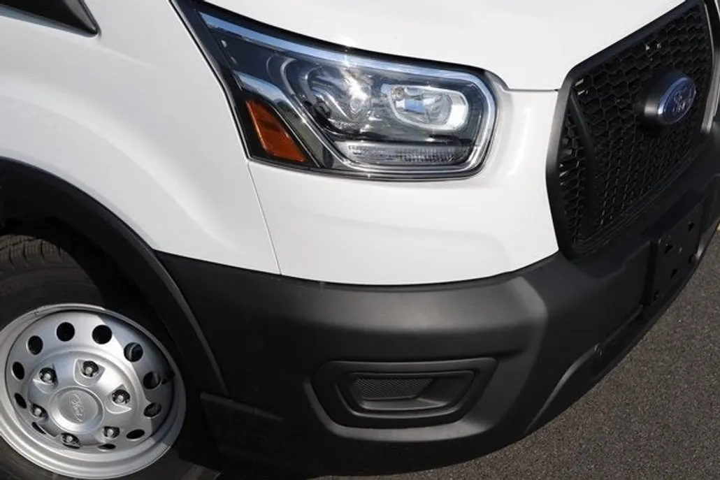 2025 Ford Transit Cargo Van photo 1