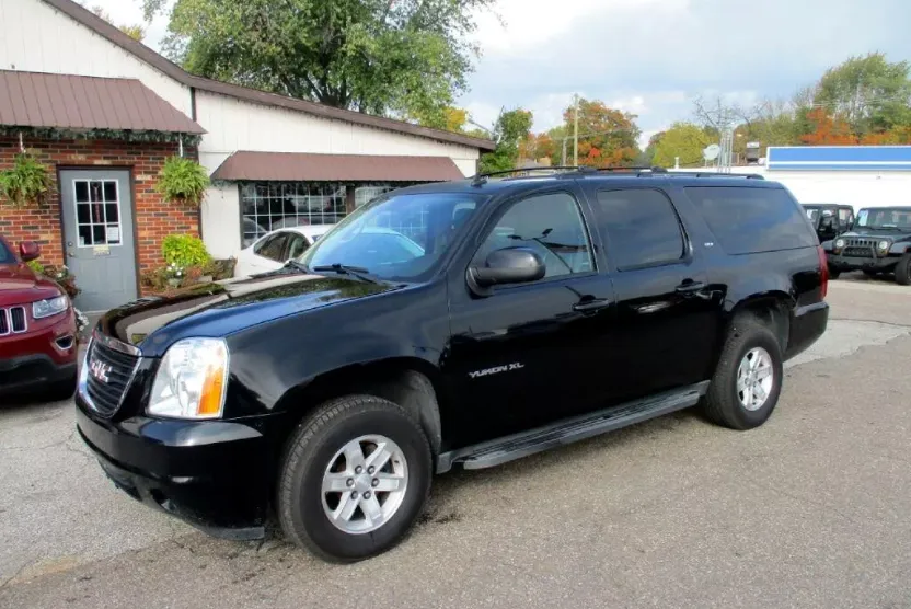2014 Gmc Yukon XL 1500 SLT photo 1