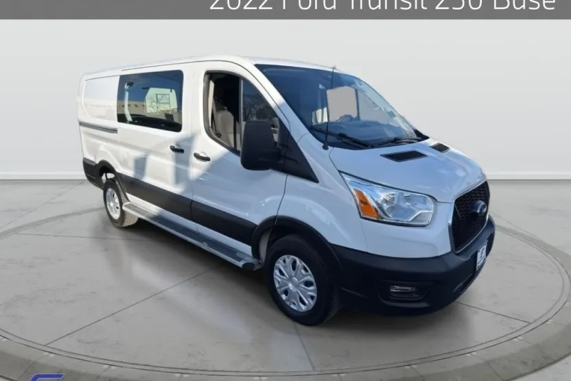 2022 Ford Transit photo 1