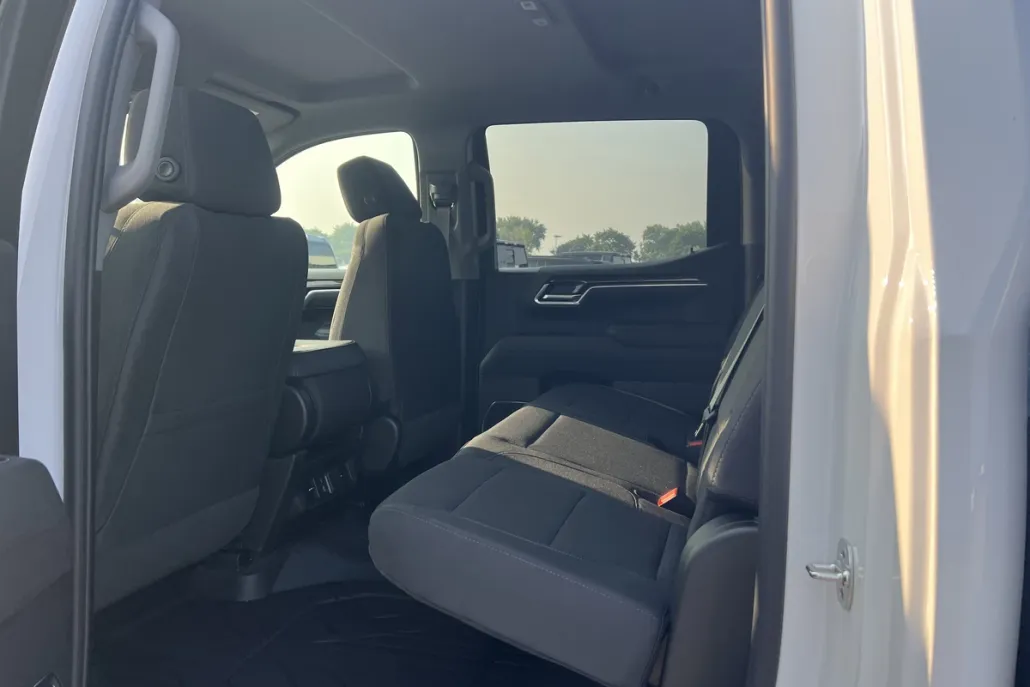 2026 Chevrolet Silverado LT photo 1