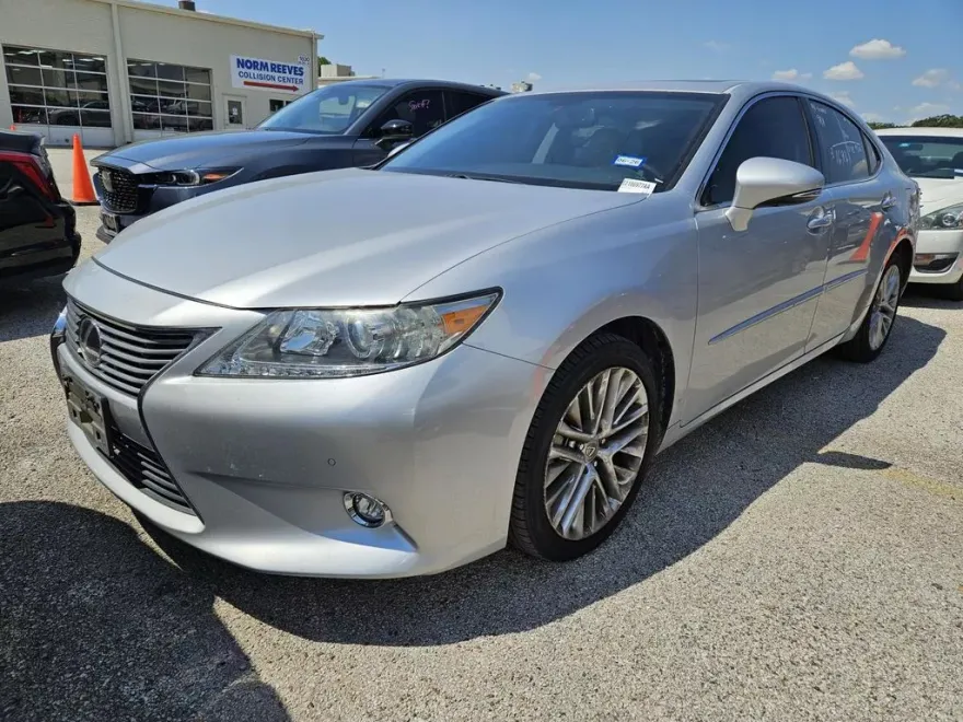 2014 Lexus ES 350 photo 1