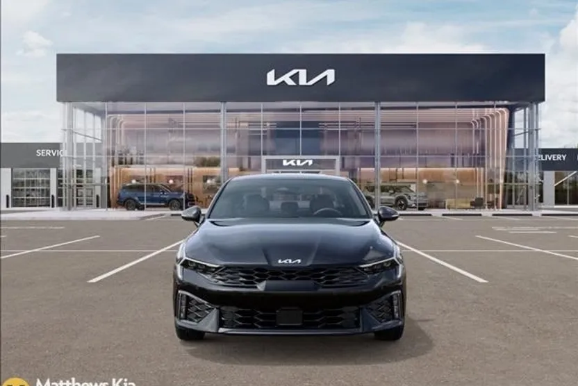 2026 Kia K5 GT-Line photo 1