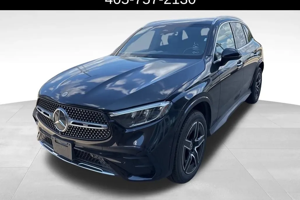 2023 Mercedes Benz GLC 300 photo 1
