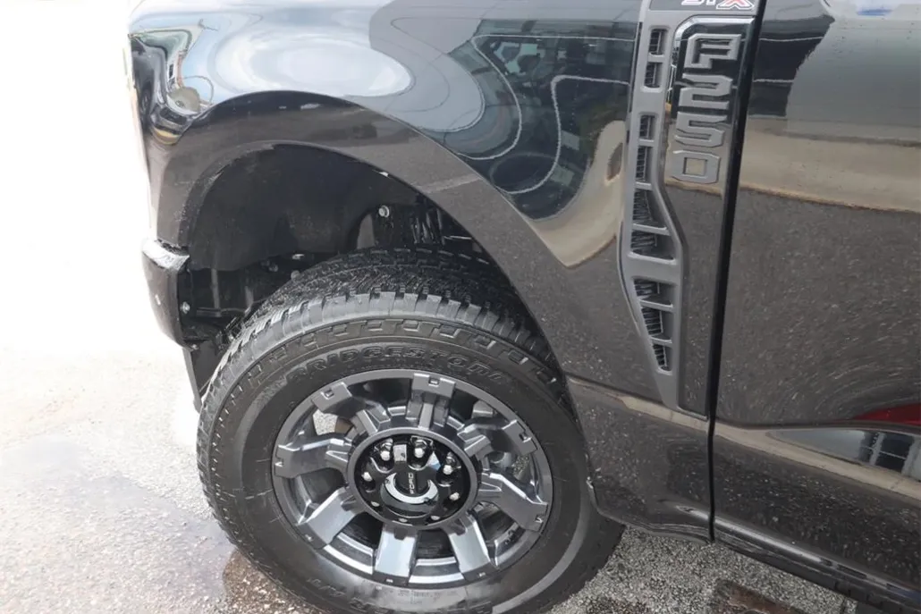 2026 Ford F-250 XL photo 1