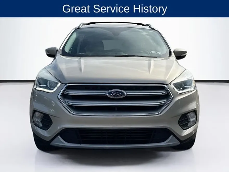 2017 Ford Escape Titanium photo 1