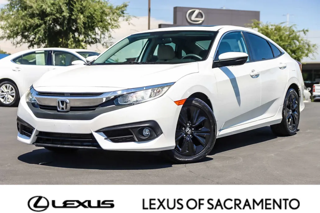 2017 Honda Civic EX-T photo 1