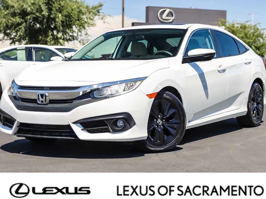 2017 Honda Civic EX-T photo 1