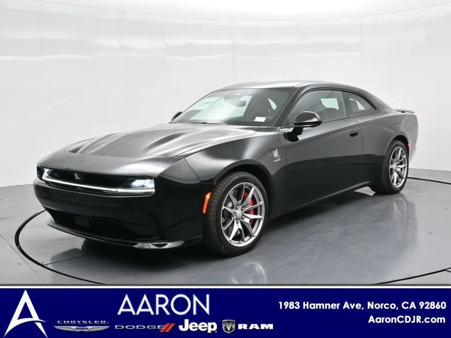 2025 Dodge Charger Daytona Scat Pack AWD photo 1