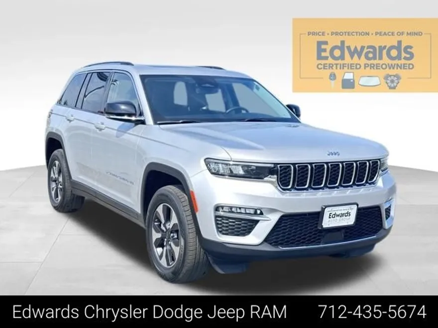 2023 Jeep Cherokee 4xe photo 1