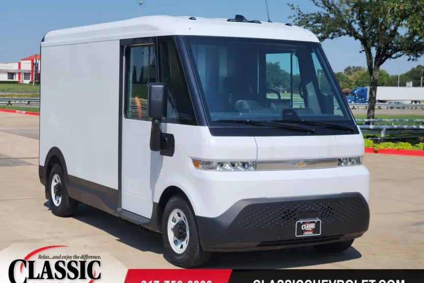 2025 Chevrolet BrightDrop 400 photo 1