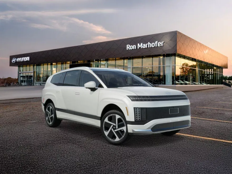 2026 Hyundai Ioniq photo 1