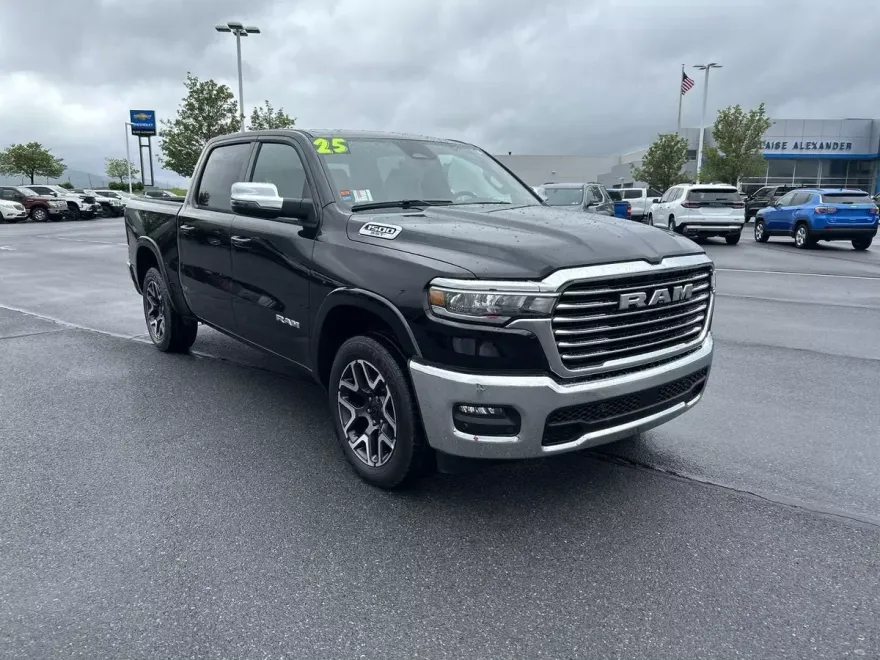2025 Ram 1500 Laramie photo 1
