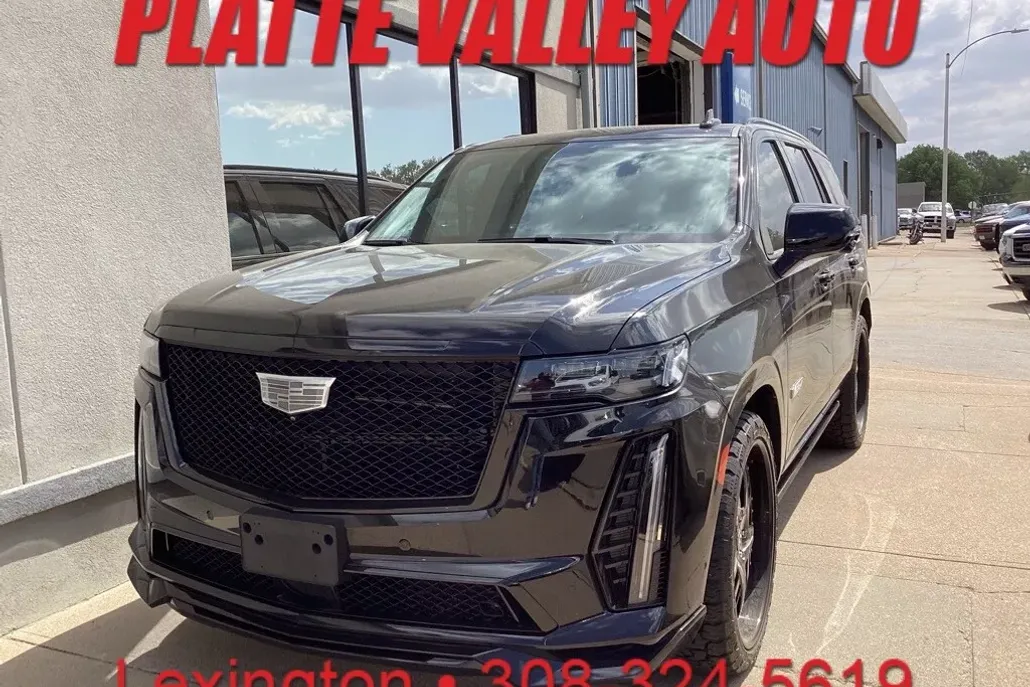 2023 Cadillac Escalade V-Series photo 1