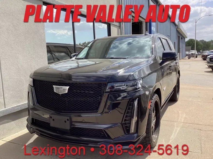 2023 Cadillac Escalade V-Series photo 1