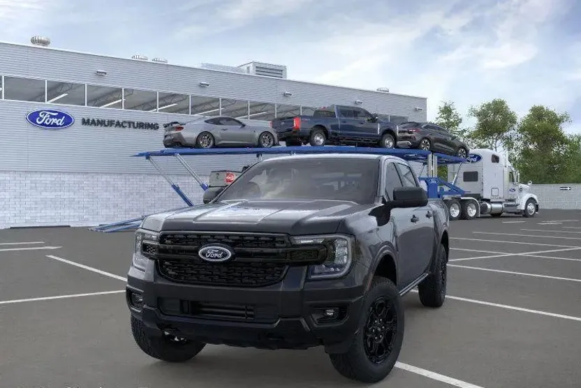 2025 Ford Ranger XLT photo 1