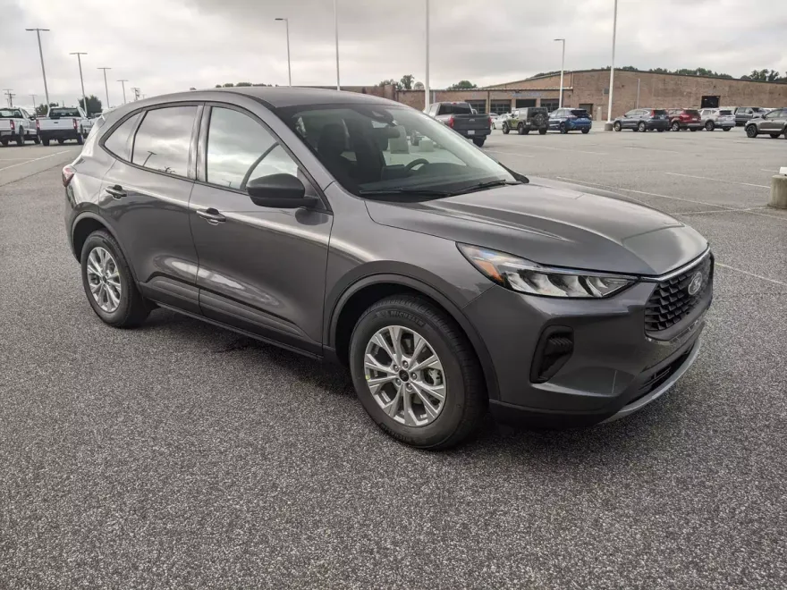 2025 Ford Escape Active photo 1