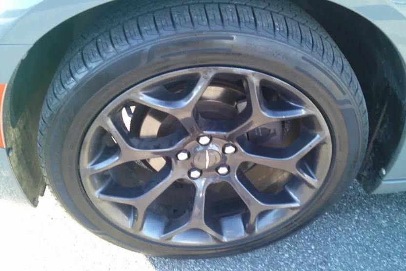 2019 Chrysler 300 S photo 1