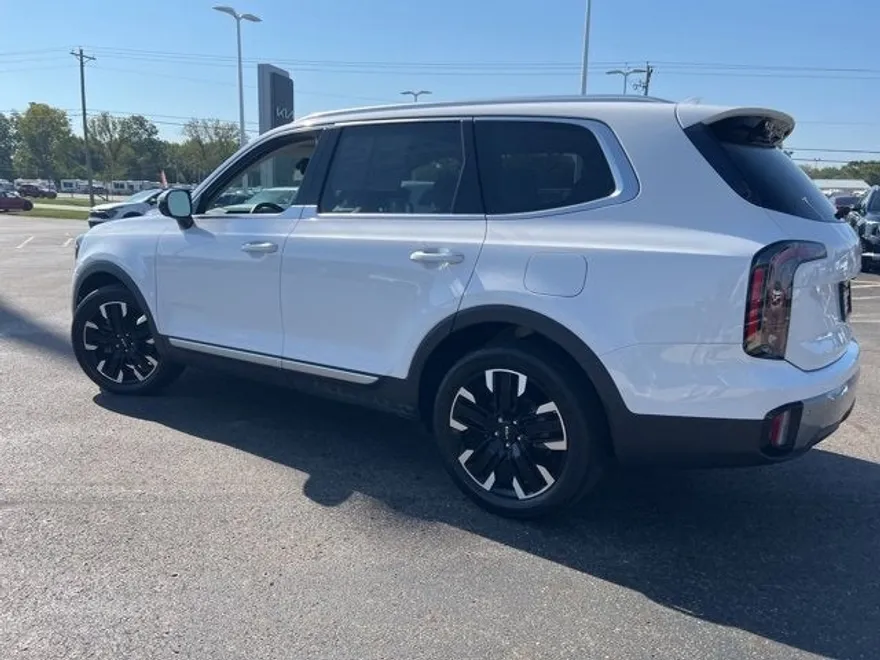 2023 Kia Telluride SX Prestige photo 1