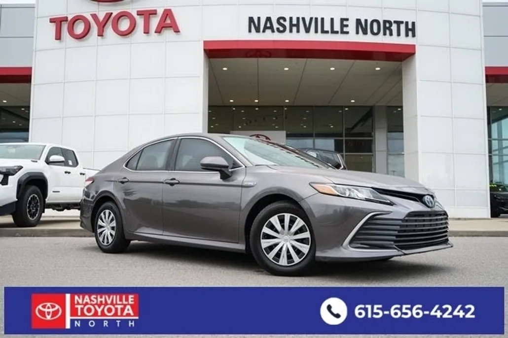 2021 Toyota Camry Hybrid LE photo 1