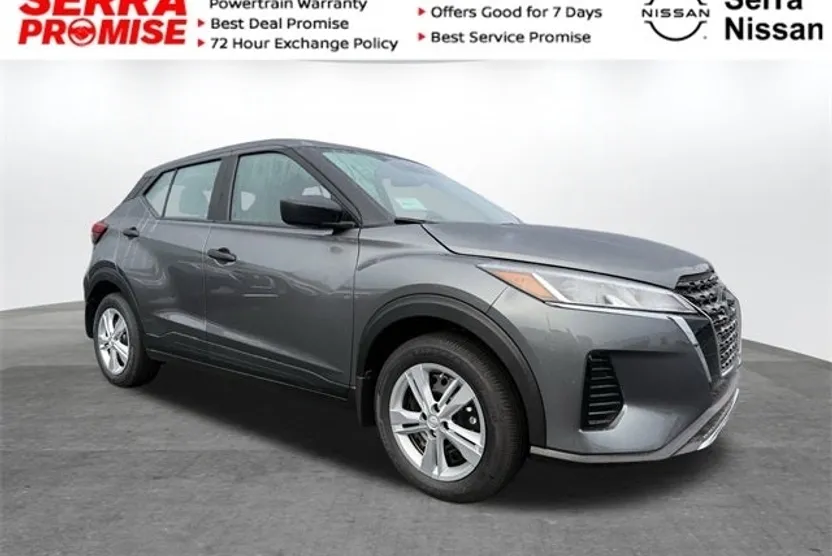 2025 Nissan Kicks Play S photo 1