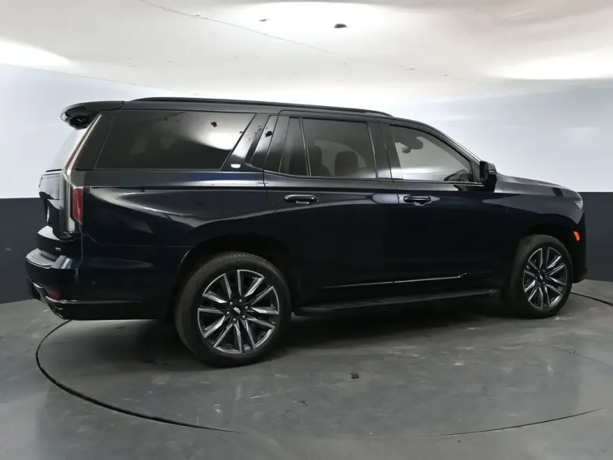 2023 Cadillac Escalade Sport photo 1