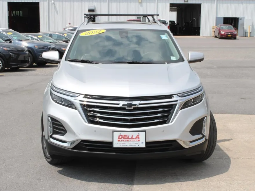 2022 Chevrolet Equinox Premier photo 1