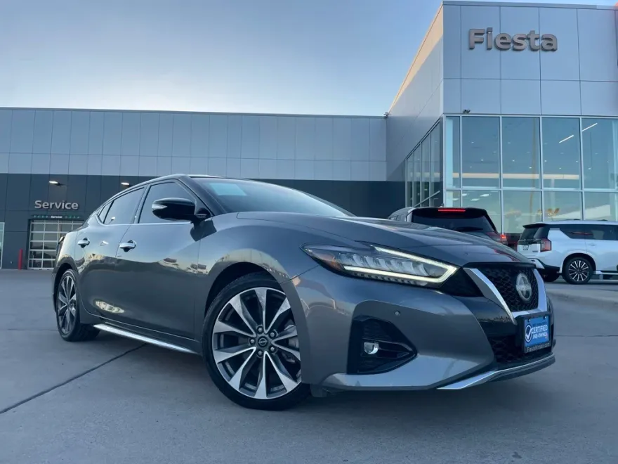 2023 Nissan Maxima Platinum photo 1
