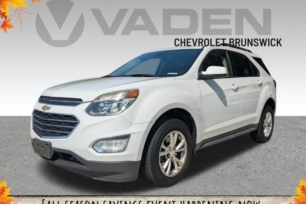 2017 Chevrolet Equinox LT photo 1