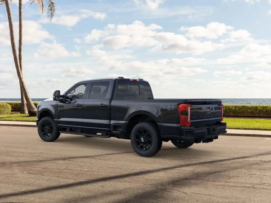 2025 Ford F-250 photo 1
