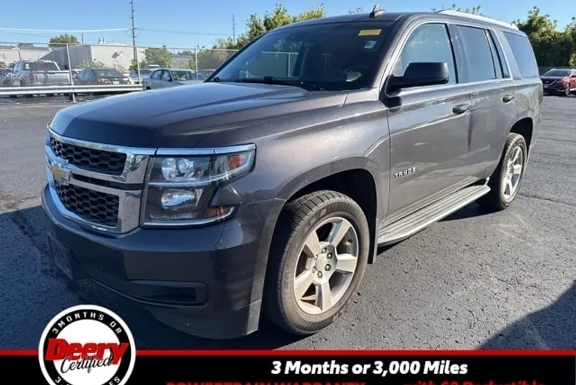 2016 Chevrolet Tahoe LT photo 1
