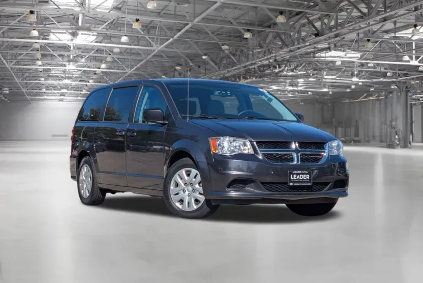 2018 Dodge Grand Caravan SE photo 1