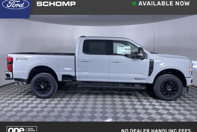 2025 Ford F-350 Lariat photo 1