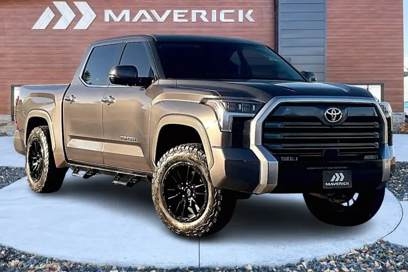 2022 Toyota Tundra Limited photo 1