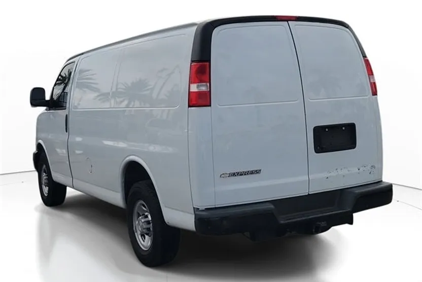 2021 Chevrolet Express 2500 Work Van Cargo photo 1