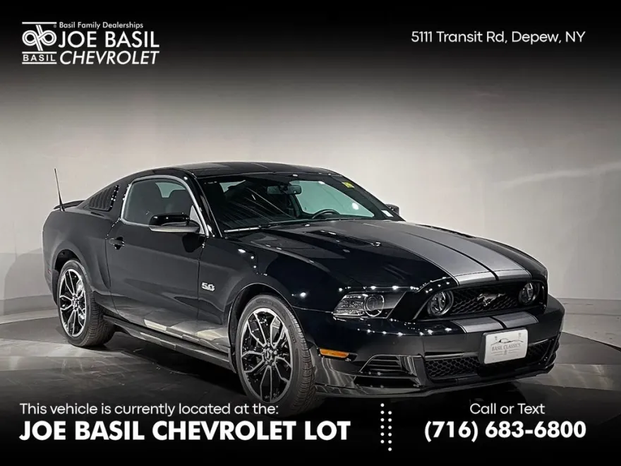 2014 Ford Mustang GT photo 1